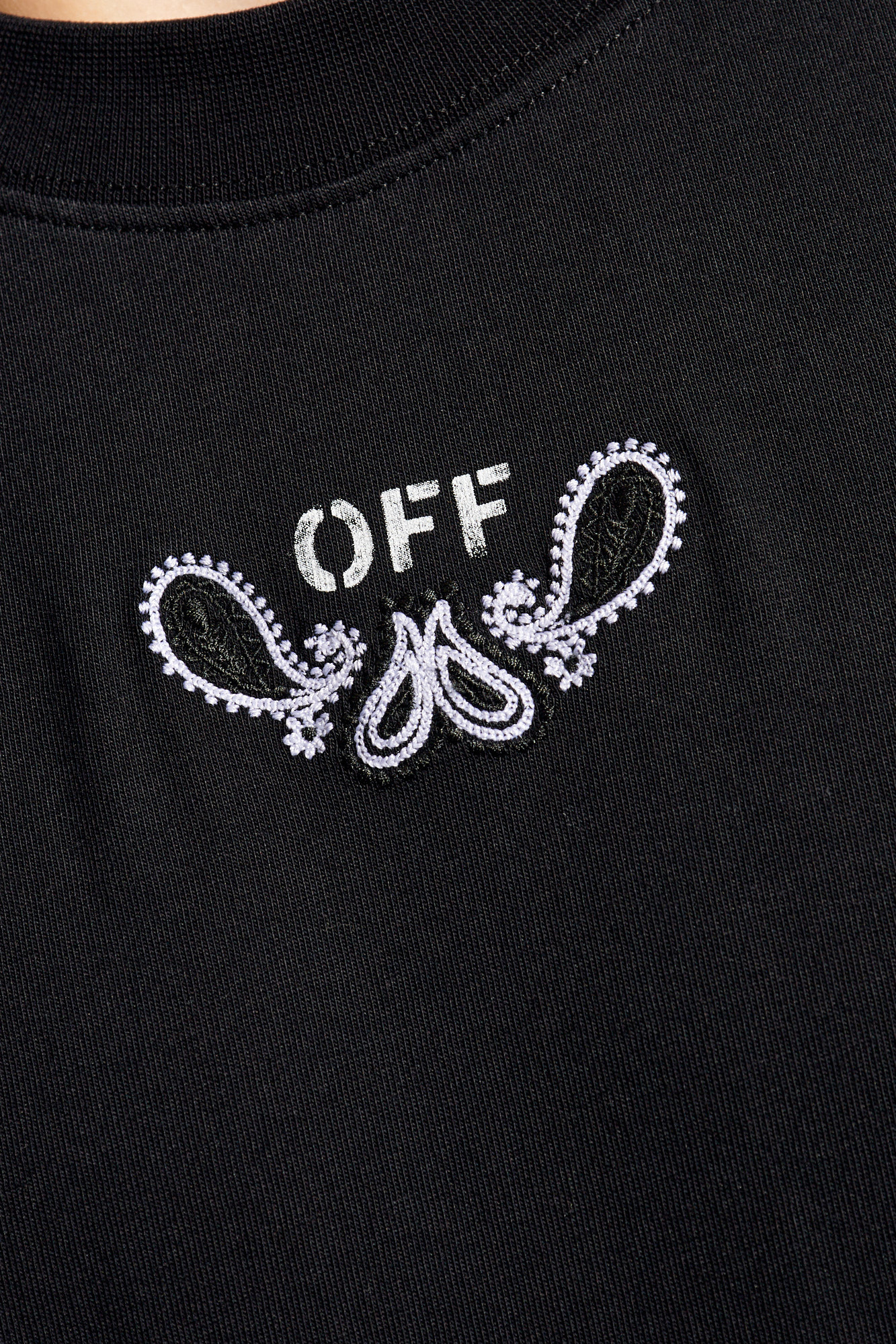Supreme x off white logo hotsell